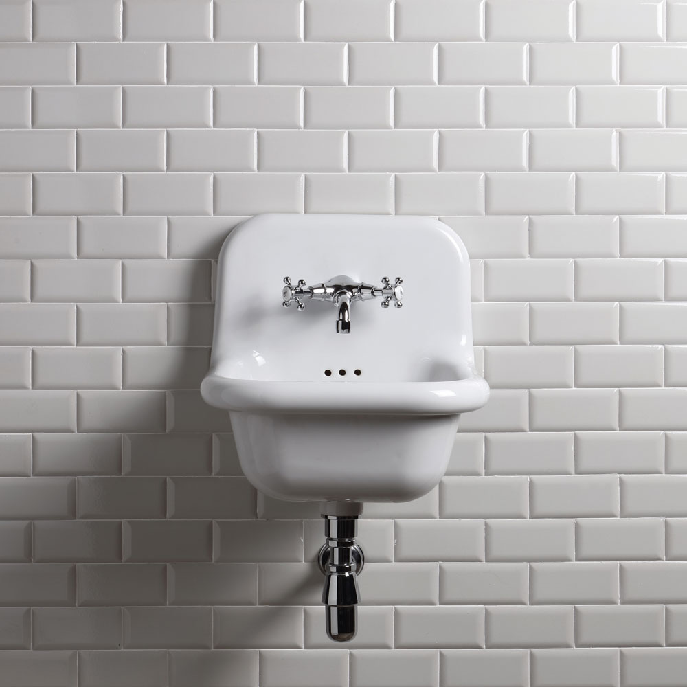 Cloakroom & Wall Mounted Basins