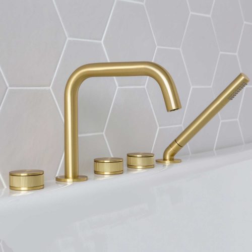 West One Bathrooms Decca Bath Filler – Brushed Brass