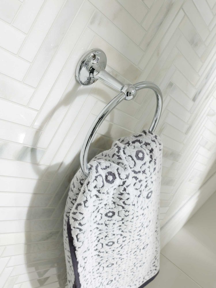 Towel Rails & Rings