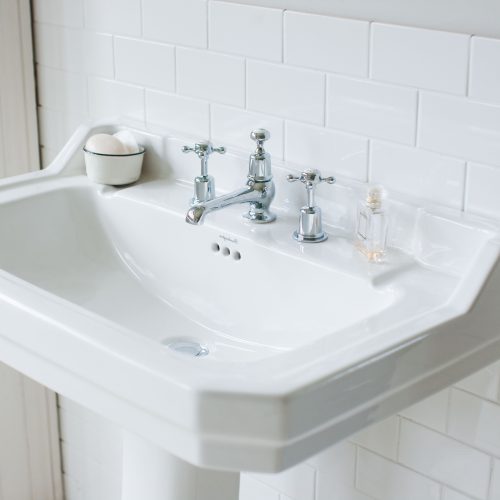 West One Bathrooms – Edwardian Basin Close Up 2