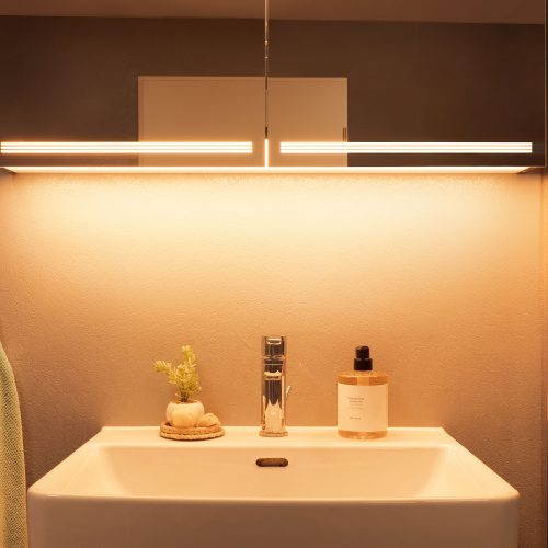 west one bathrooms online GRL 70 100 2 TW warmes Licht geschlossen